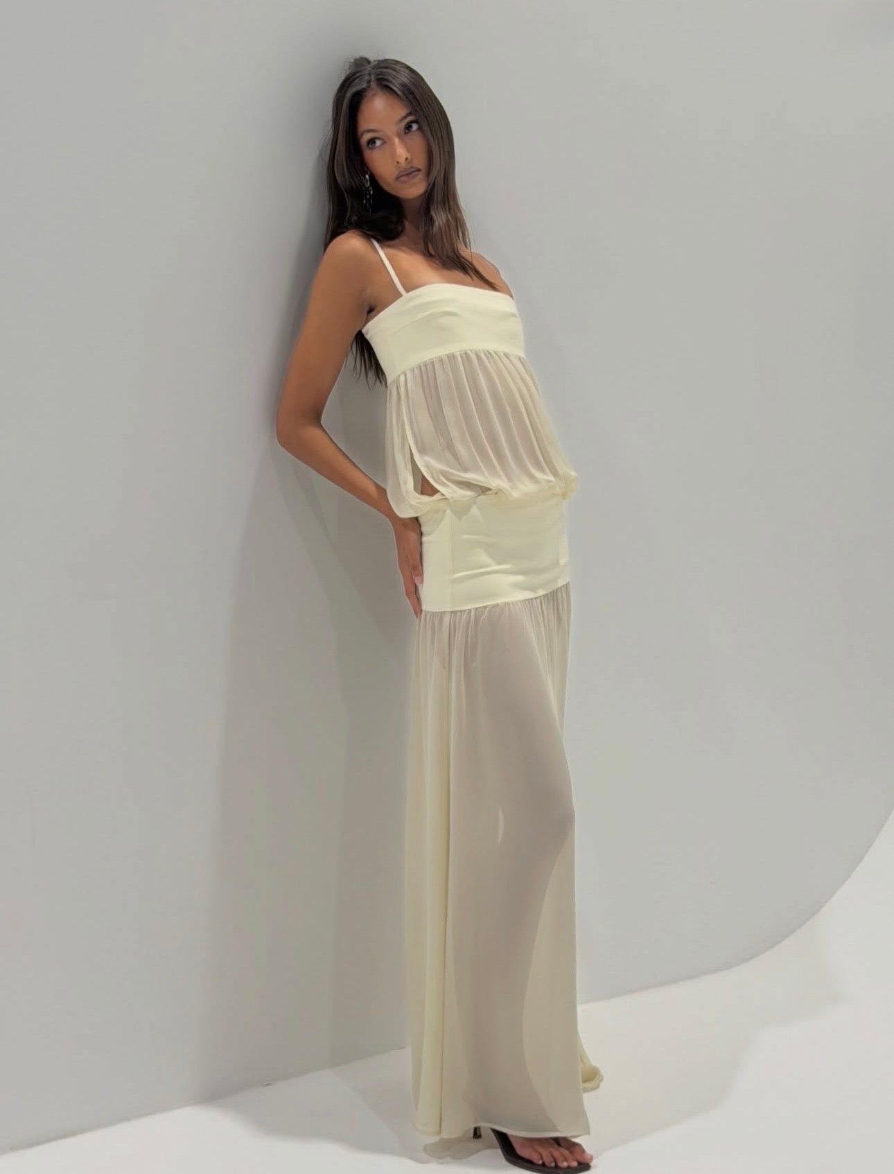 Ance Gria Romeo Gown (8/S)