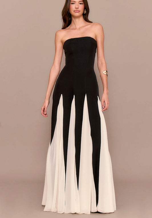 Pretty Little Thing Pleated Maxi (6/XS)